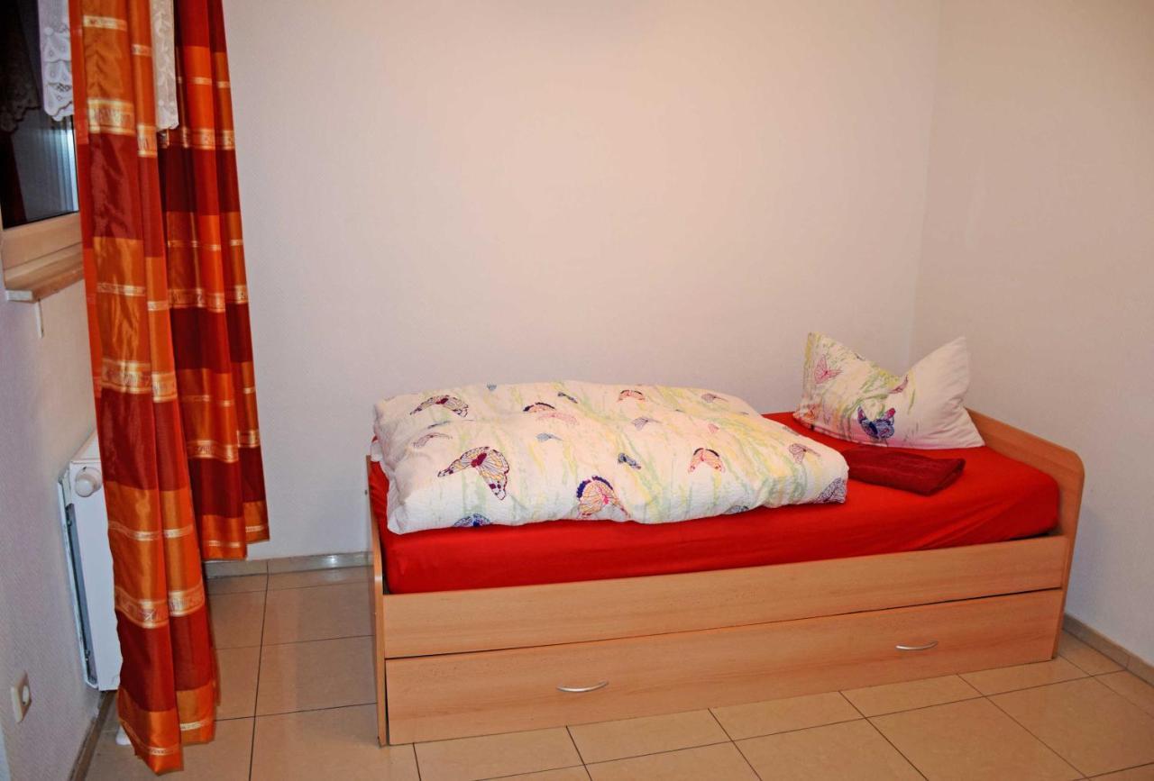 Ferienwohnung/ Ferienzimmer Asche Aschersleben Luaran gambar